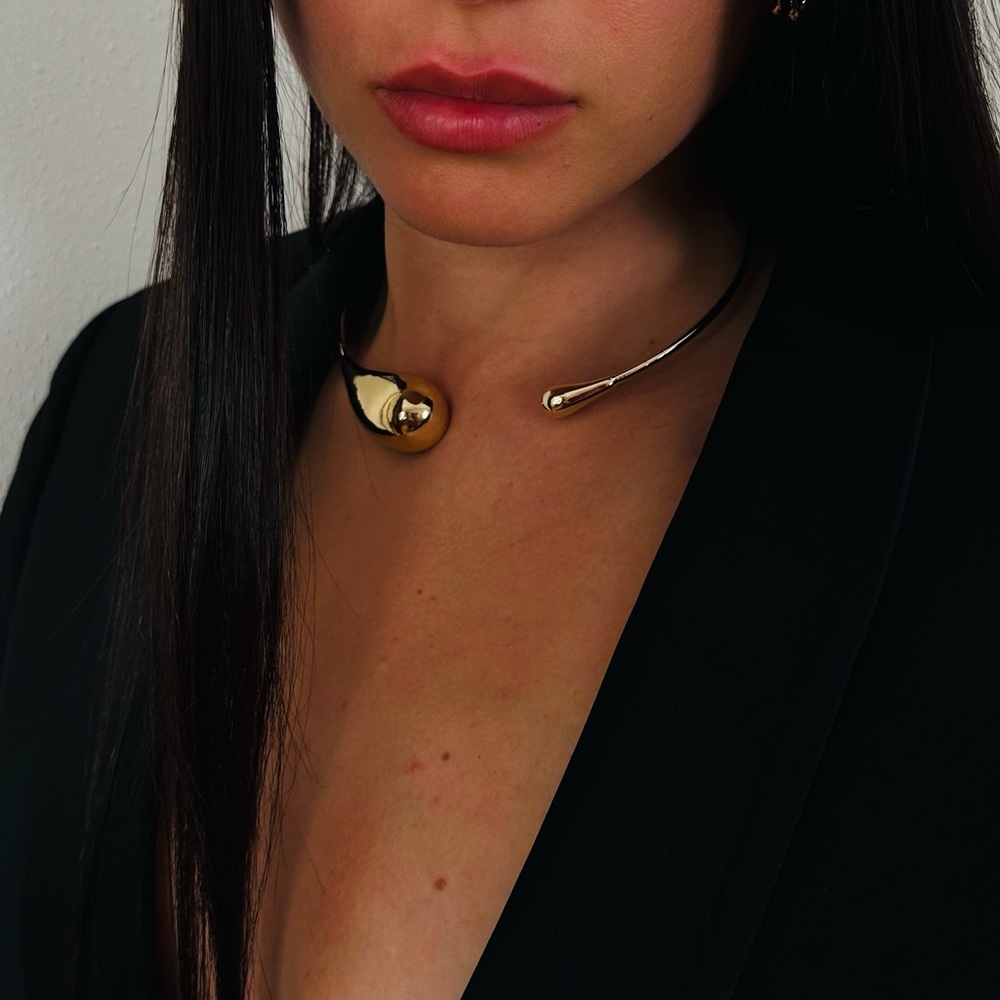 New Drop Shaped Open Gold Metal Choker Necklace - Picture 6 of 12